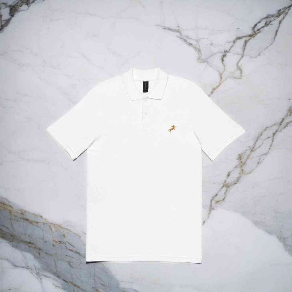 Polo Zentaur 100% algodón hilado en anillos
Polo semiajustado Zentaur con botones teñidos
Polo Zentaur blanco certificado OEKO-TEX
Camiseta tipo polo Zentaur ecológica y cómoda