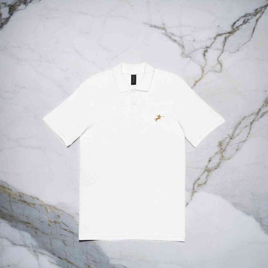 Polo Zentaur 100% algodón hilado en anillos
Polo semiajustado Zentaur con botones teñidos
Polo Zentaur blanco certificado OEKO-TEX
Camiseta tipo polo Zentaur ecológica y cómoda